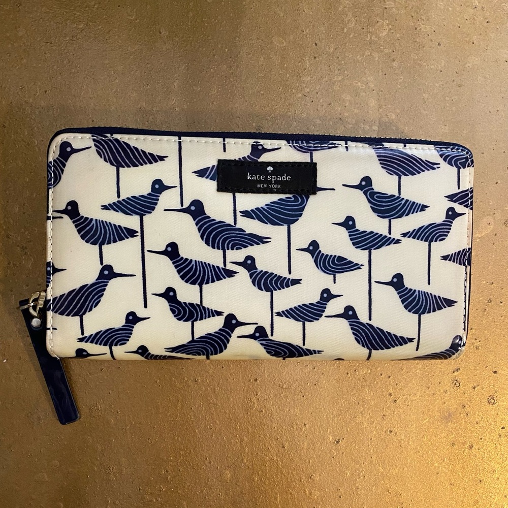 Kate Spade Cream/Navy Wallet